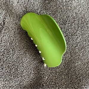 Lisa Says Gah Green Hair Clip